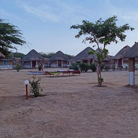 Kutir Craft Village Resort Bherandiala ภายนอก รูปภาพ