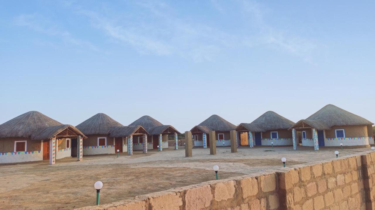 Kutir Craft Village Resort Bherandiala ภายนอก รูปภาพ